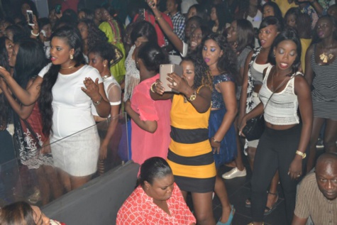 Dakar by Night: Pape Diouf  fait le plein au Bloowy (images)