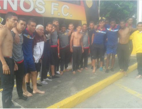 Venezuela : attaqués par des braqueurs, les joueurs repartent torses nus et en chaussettes
