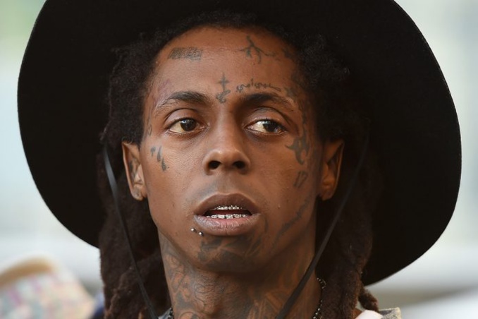 Lil Wayne annonce qu’il lui reste seulement un mois à vivre, à cause d'une tumeur de la peau