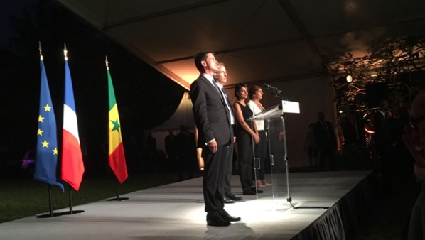 Le Premier ministre Manuel Valls en visite officielle à Dakar, le 22 septembre 2016.
