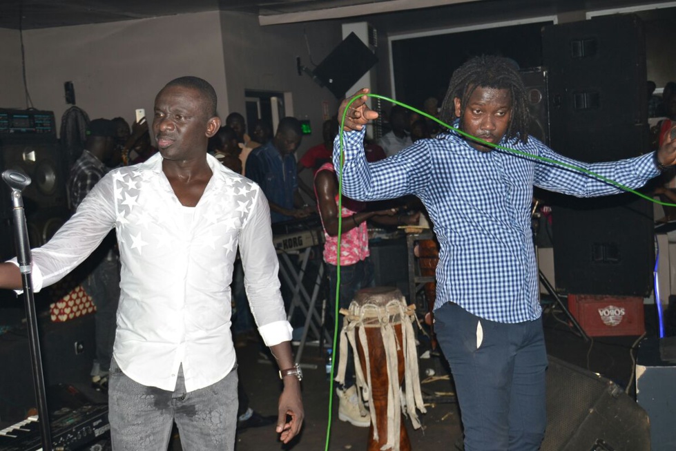 Photos : Pape Diouf a chauffé le Bloowy lors de la soirée de New African Production