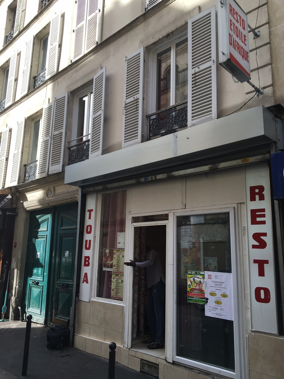 ​Savourez le riz au poisson au Coeur de Paris Chez Nabou au restaurant ETOILE D'AFRIQUE