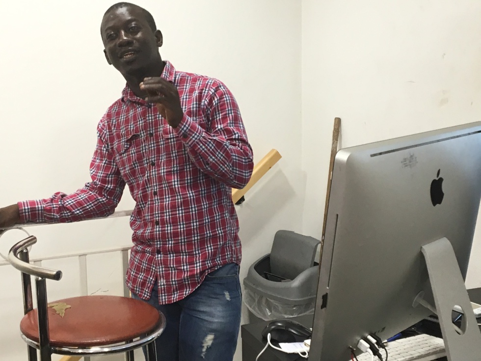All in Phone chez Ahmeth Sarr : Votre solution en téléphonie et informatique à PARIS