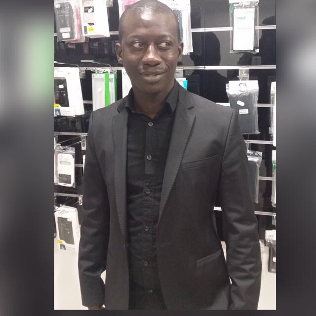 All in Phone chez Ahmeth Sarr : Votre solution en téléphonie et informatique à PARIS