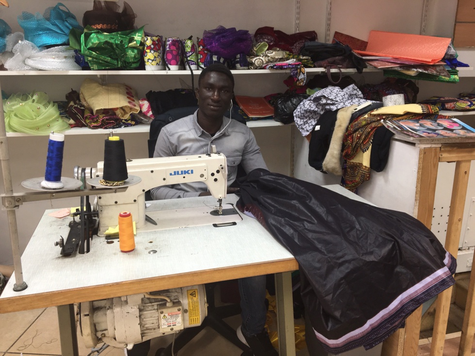 Khar Fashion à Barbès : Chez Khadim Seck, optez pour des coupes afro-européennes
