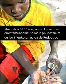 [ ENQUETE ] SENEGAL - A Kedougou, les enfants versent du mercure dans leur main pour extraire de l'or