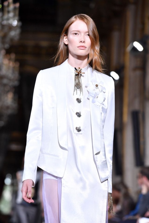 Fashion Week Paris : Amirez les belles photos du défilé Lanvin