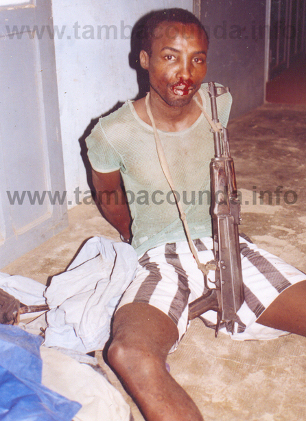 Mamadou Abdourahmane Sow, alias Zacharia, arrêté le 17 mai 2007 par la gendarmerie au moment où il tentait de braquer deux individus sur l’axe routier Tambacounda-Bakel plus précisément à Kothiarinding armé de sa kalachnikov