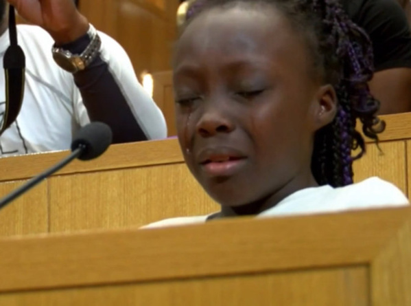 Buzz : à 9 ans, elle fond en larmes en dénonçant les crimes contre les Noirs