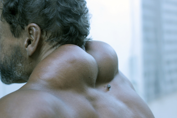 PHOTO : Valdir Segato, ce bodybuilder brésilien est incroyable, il s'injecte de l'huile dans les muscles, on dirait HULK.