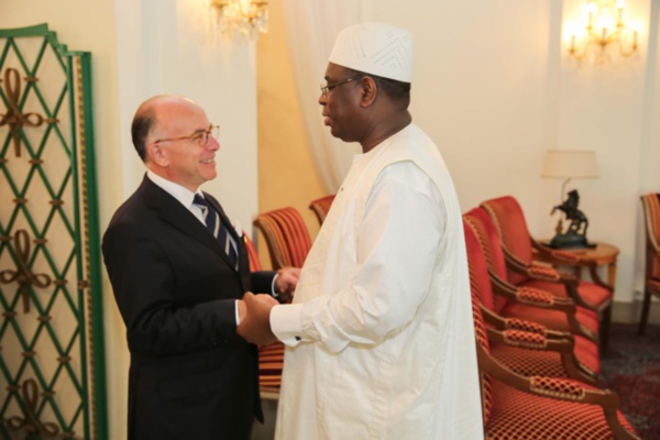 Coopération bilatérale: le Président Macky Sall a reçu le ministre l'Intérieur français, Bernard Cazeneuve