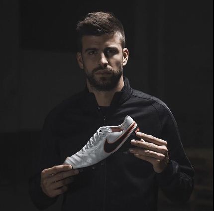 Gérard Piqué annonce sa retaite