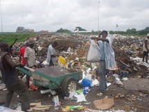 RAMASSAGE DES ORDURES MENAGERES : Dakar et sa banlieue renouent avec les tas d’immondices