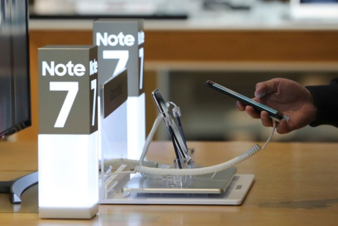 Présentation du Galaxy Note 7 dans une boutique Samsung, à Séoul, en octobre 2016.