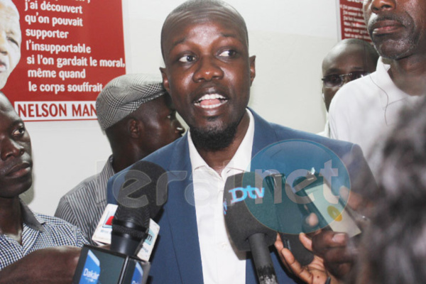 Ousmane Sonko, ex inspecteur des impôts et domaine. Président du parti Pastef