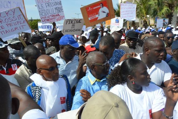 Les manifestants à la marche du 14 octobre à Dakar