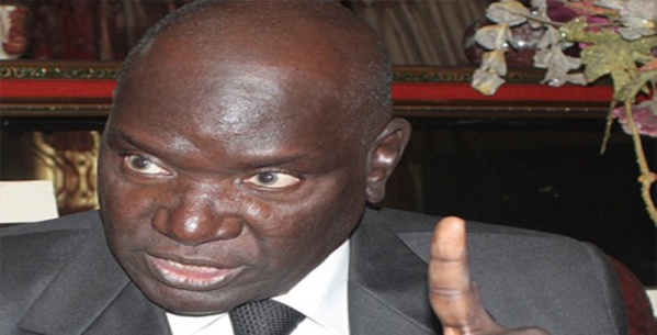 Xalass : ​Me Abdoulaye Babou se fait voler son portable en plein deuil