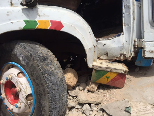 Un taximan écrasé par un camion à Yoff