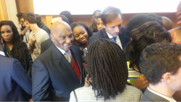 Abdoulaye Wade à l’amphithéâtre Emile Boutmy pour animer une conférence