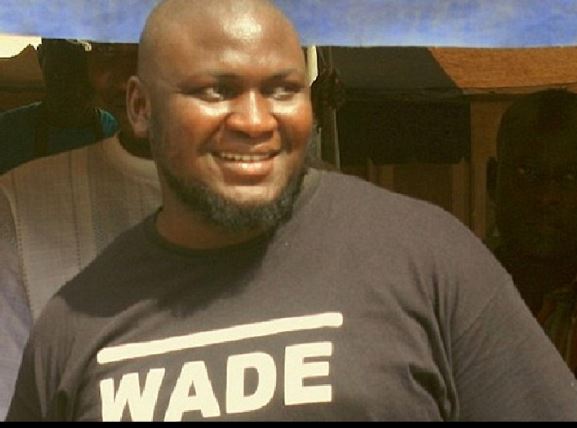 Décidément son séjour en prison a rendu plus virulent Toussaint Manga qui a traité de tous les noms d’oiseaux Aliou Sall, le Maire de Guédiawaye. Décidément son séjour en prison a rendu plus virulent Toussaint Manga qui a traité de tous les noms d’oiseaux Aliou Sall, le Maire de Guédiawaye.