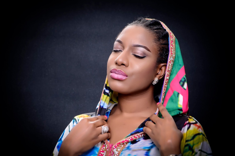 Nollywood et ses belles actrices : Chika Ike, appréciez la sensualité africaine