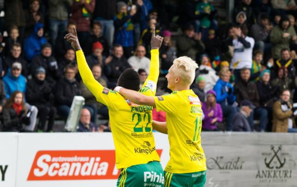 Vidéo: Emile Paul Tendeng élu meilleur joueur de la saison en Finlande