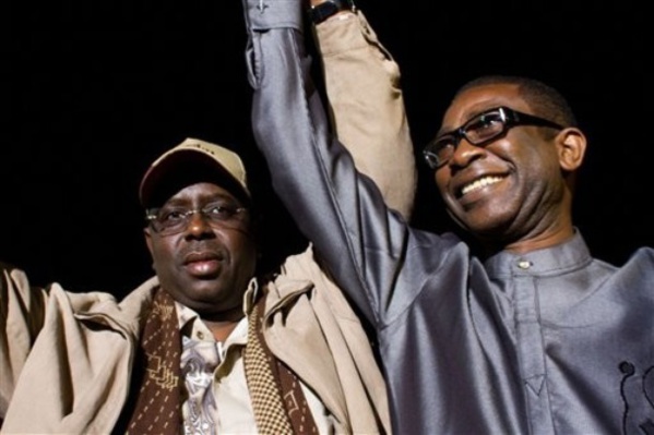 Candidat non retenu par le Conseil constitutionnel en 2012, Youssou Ndour soutiendra la candidature de Macky Sall en 2019.