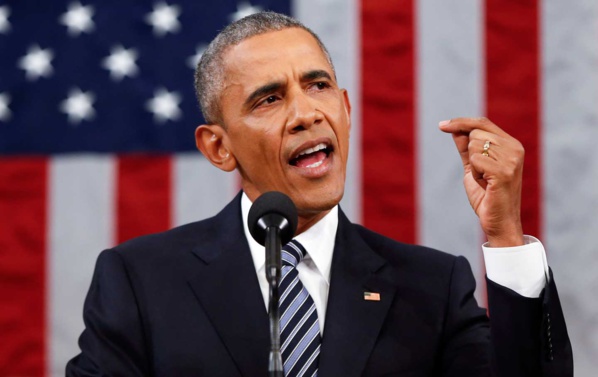 Le président américain Barack Obama a félicité Donald Trump pour sa victoire à la Maison-Blanche et consolé Hilary Clinton.