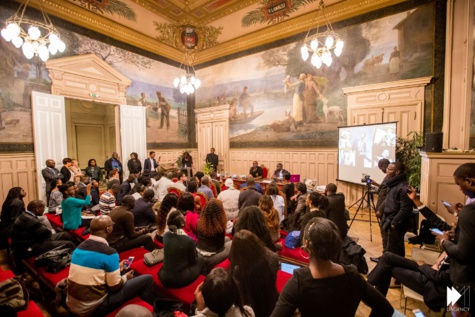 Youssou Ndour partage son expérience d'entrepreneur en Afrique lors du Give1talk organisé à la mairie du VX de Paris (images)