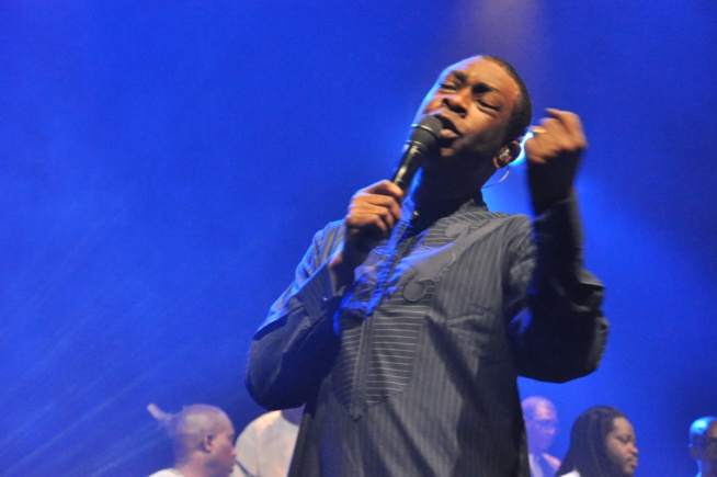 Exclusif : Youssou Ndour explose le Bataclan à guichet fermé. Regardez...