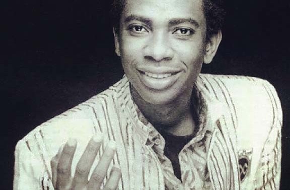 INTERNET : Des gens mal intentionnés se passent pour Youssou Ndour en usurpant une fausse page Facebook