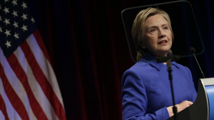 AFP | Hillary Clinton lors de sa dernière apparition publique, à Washington, le 16 novembre.
