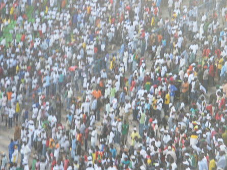 [Exclusif Photo] Les supporters sèment la violence et le désordre