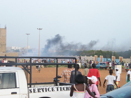 [Exclusif Photo] Les supporters sèment la violence et le désordre