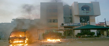 [Exclusif Photo] Les supporters sèment la violence et le désordre