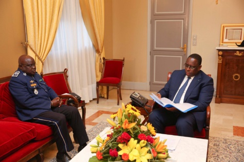 Le Général Meïssa Niang et le chef de l'Etat