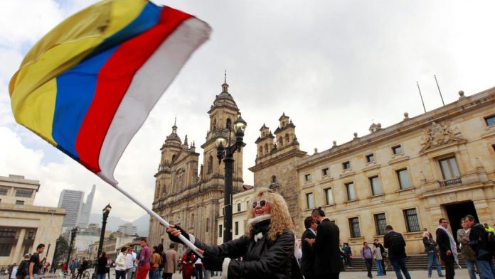 Colombie: l’accord de paix avec la guérilla des FARC approuvé par le Congrès