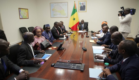  Les images de la rencontre entre la délégation de la coalition Manko Wattu Sénégal et le président Macky Sall au Palais