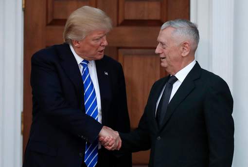 Donald Trump nomme "l'enragé" James Mattis à la tête du Pentagone