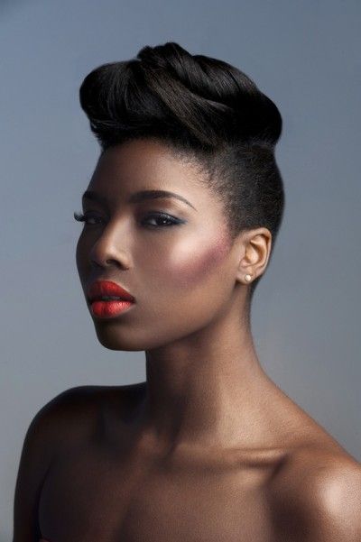 Cheveux afro :  inspirations de coiffures de fêtes