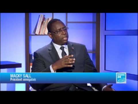Sommet décisif de la CEDEAO aujourd'hui, le Président Macky Sall ouvre une porte à Jammeh