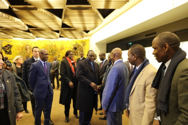 Photos-Vidéo: Visite d'Etat: l'accueil du Président Macky Sall en France à l'aéroport d'Orly