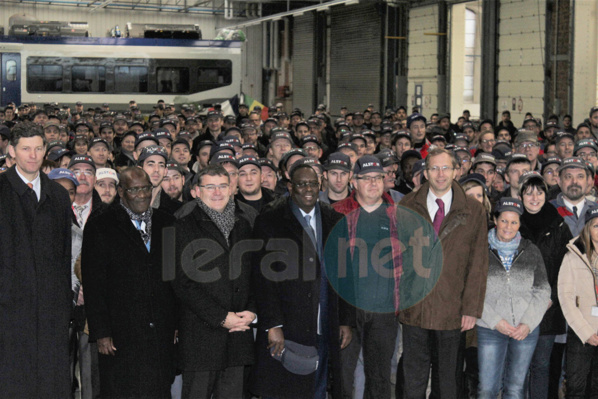 32 Photos: Visite du président Macky Sall à Alstom‎: ‎(Industrie ferroviaire‎)‎ pour le TER