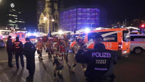 Berlin : une attaque au camion contre un marché de Noël fait 12 morts et 48 blessés