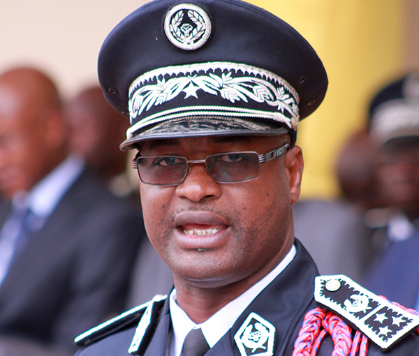 INTERDICTION DU PORT DE CASQUETTE: Le directeur de la police, Oumar Mal, met en garde ses hommes