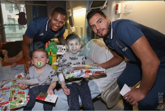Assistance d’enfants malades : Pogba, Zlatan et les stars de MU ont du cœur