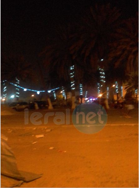 Préparatifs pour la fête de Réveillon, un tour sur le Boulevard  du Centenaire de Dakar et la place de la Nation (Obélisque)