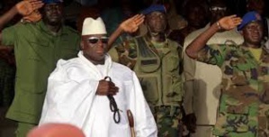 Des navires de guerre américains et français en état d'alerte maximale, les heures de Jammeh comptées
