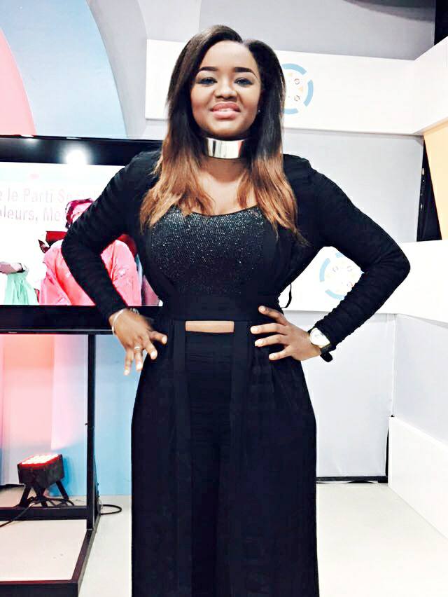 (08 Photos) Fama Thioune brille sur le plateau de Yeewou Leen