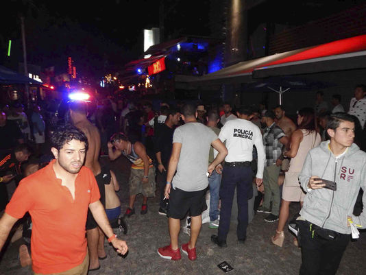 Fusillade mortelle devant une discothèque au Mexique